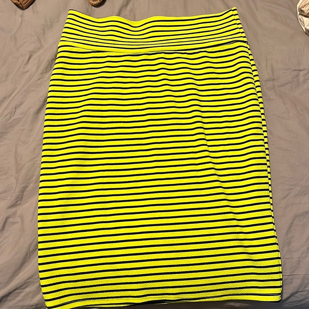 Lularoe Cassie skirt